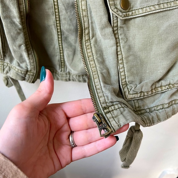 Lucky Brand Utility Vest - Picture 4 of 11